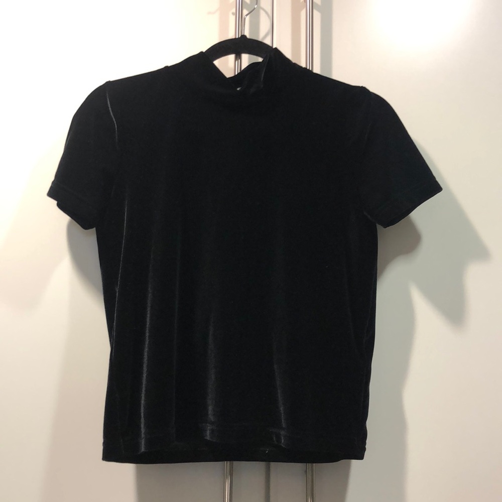 Super cute velvet top